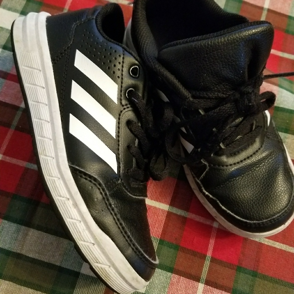 Adidas - Picture 2 of 2